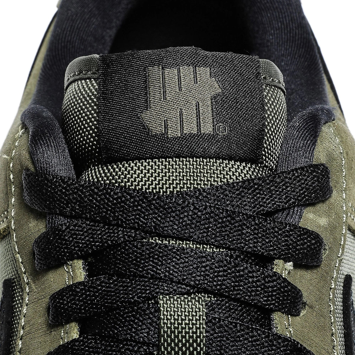 Nike Air Force 1 Low SP 'Undefeated Ballistic Dunk vs. AF1' (2021)
